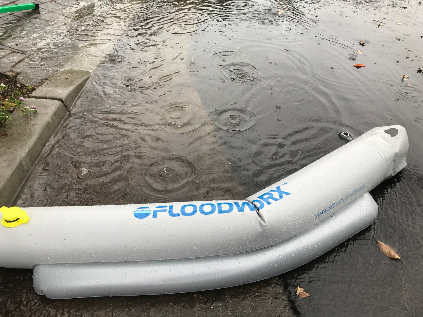 4Ft/122cm Flood Barrier (4 Pack)